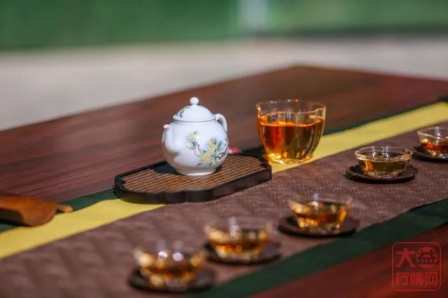 喝普洱茶容易肚子饿的真相,竟然是......