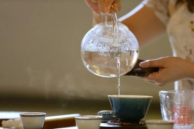 科研工作者泡茶,和我们泡的茶有何不同?