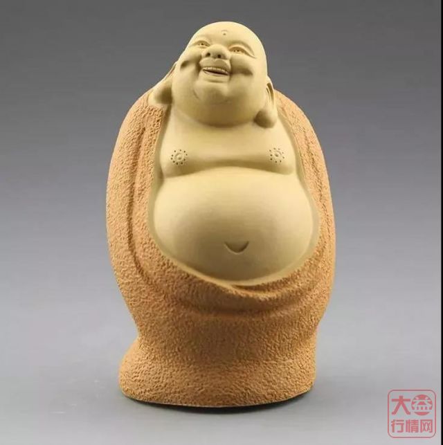 据说那些爱茶的人，都养着几件灵气茶宠！