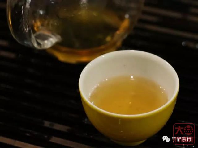 2018年大益系列-旺世生茶