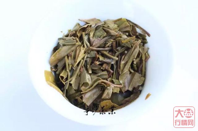 2018年大益系列-千羽孔雀 150克 生茶