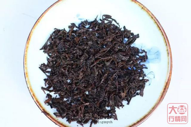 2019年大益系列-大益 兄弟起风了 熟饼