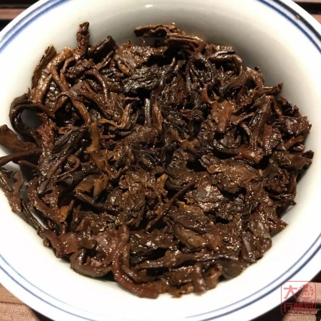 2011年大益辛亥百年大饼-1911克 四片