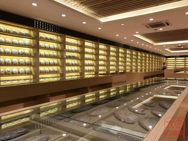 一行仅一家！大益荣膺「2018中国普洱茶行业标志性品牌」
