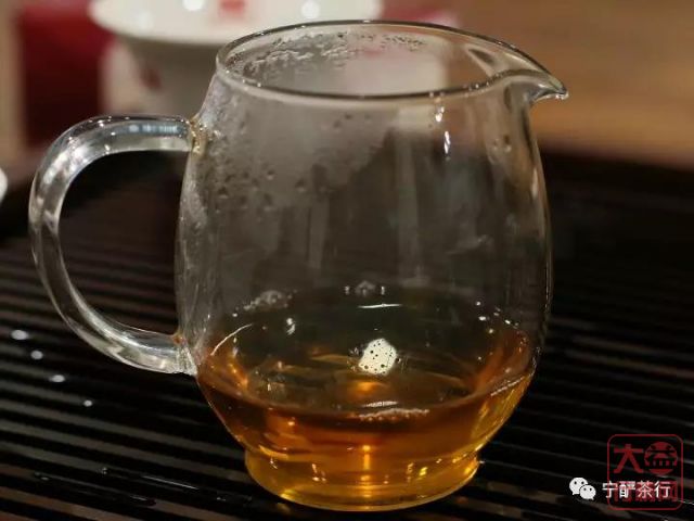 2018年大益系列-旺世生茶