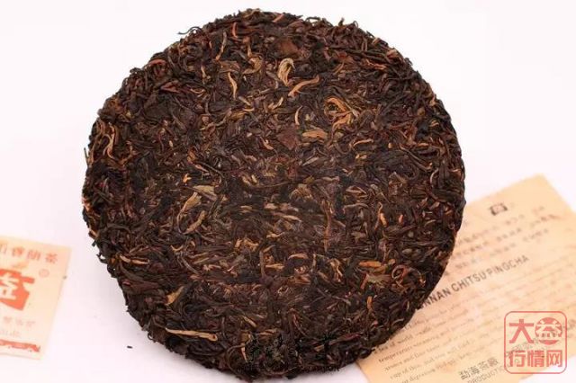 大益行情网：中期茶系列-2005年大益南糯孔雀