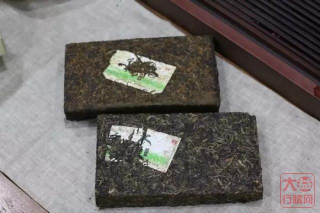 “搬砖”也很快乐？那是因为你搬的是大益普洱茶砖！