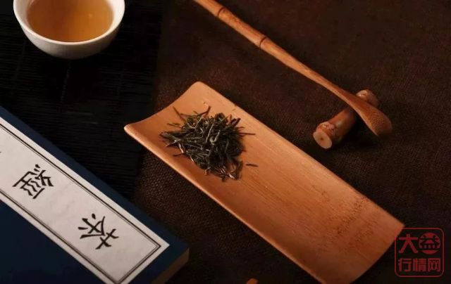 中老新三代茶同时回调，哪类大益茶更需要稳定？