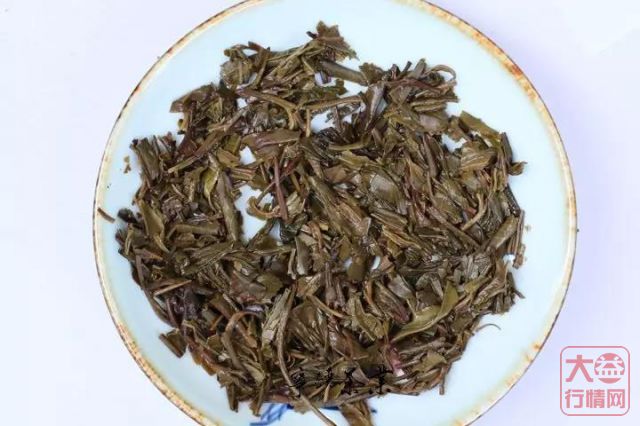 2018年大益系列-千山一叶 生茶
