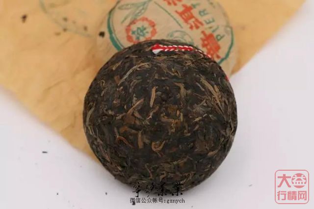 大益行情网：大益中期茶系列-2000年八中红丝带沱