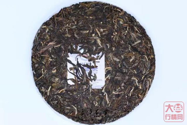 2019年大益系列-大益拱金耙银 生肖猪饼