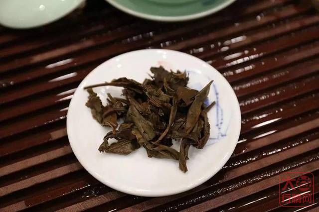大益品鉴之602布朗孔雀