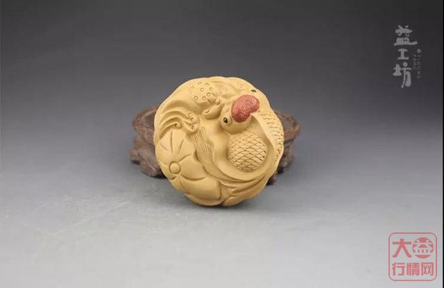 据说那些爱茶的人，都养着几件灵气茶宠！