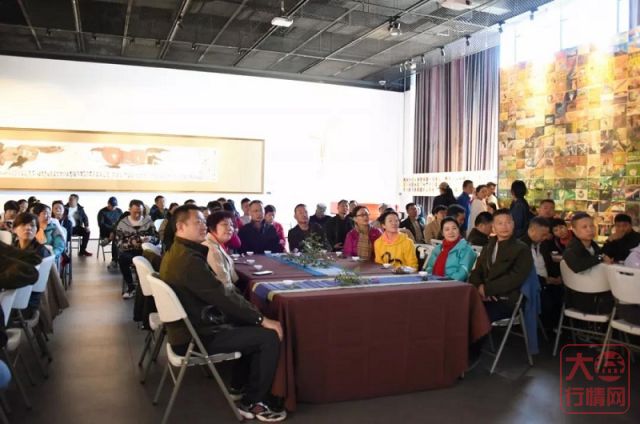 太有品啦!如果每一位企业家都能有这样一个喝茶的圈子?