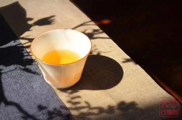 水煮大益(三十九):老料新压的201龙印