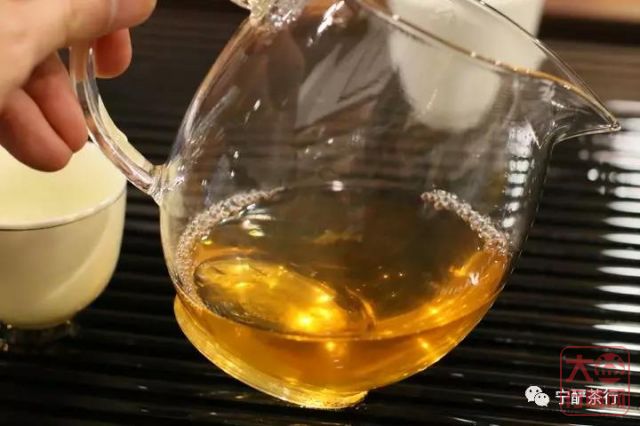 大益行情网：2018年大益系列-1801-黄金甲