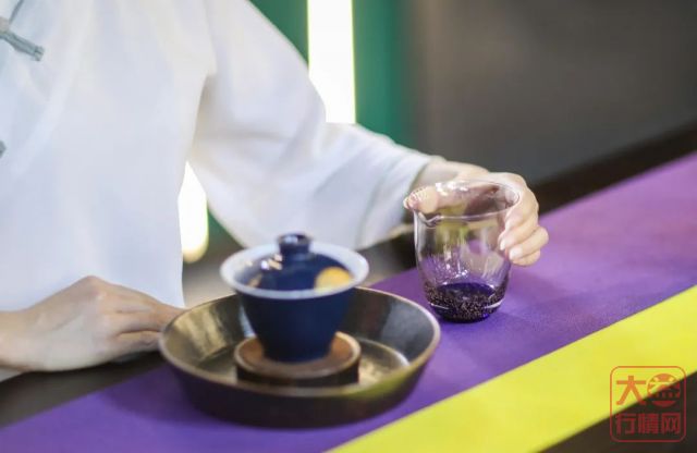 龙柱圆茶茶席 气质感拉满,新中式与传统茶的创意融合