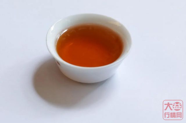 2101 龙柱圆茶