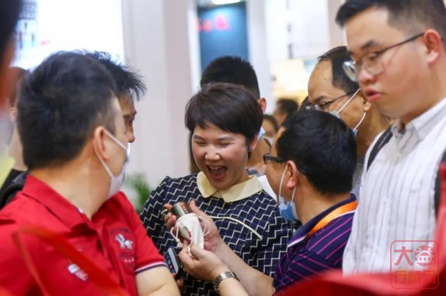 直击2020广州茶博会:好茶多、奖品多,大益再成人气王