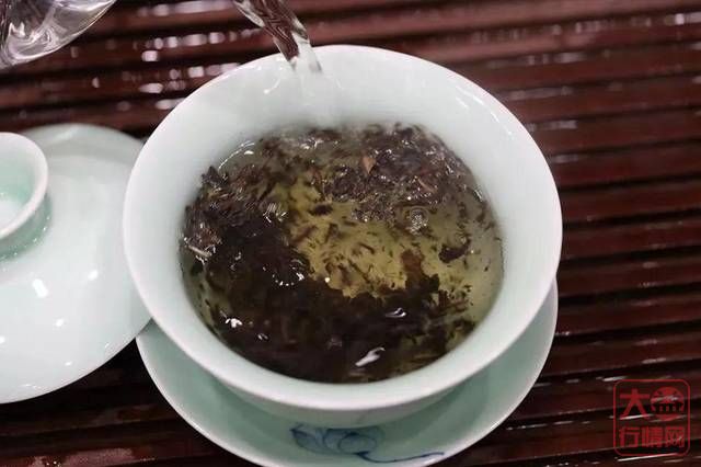 大益品鉴之602布朗孔雀