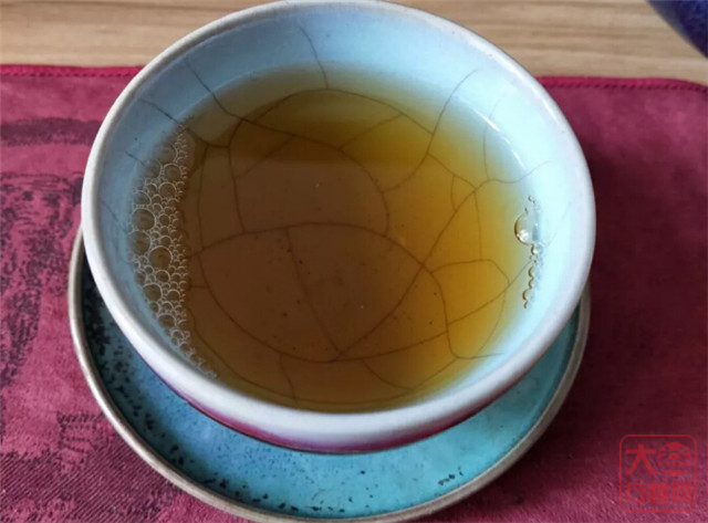 大益1801千山一叶，新茶中烟香最为舒适的一款！