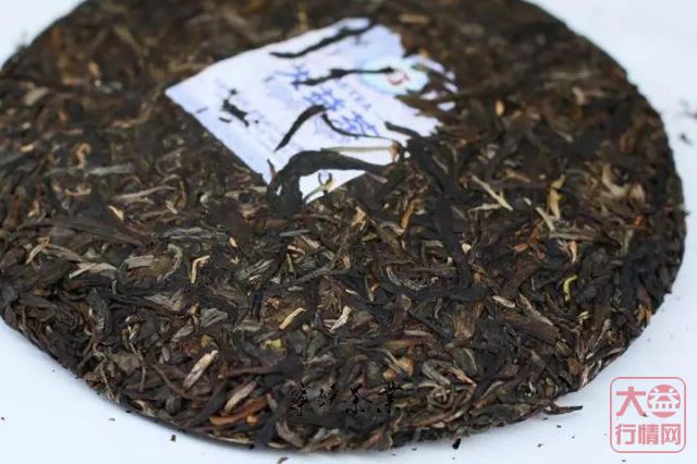2018年大益系列-千山一叶 生茶