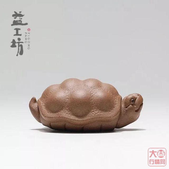 据说那些爱茶的人，都养着几件灵气茶宠！