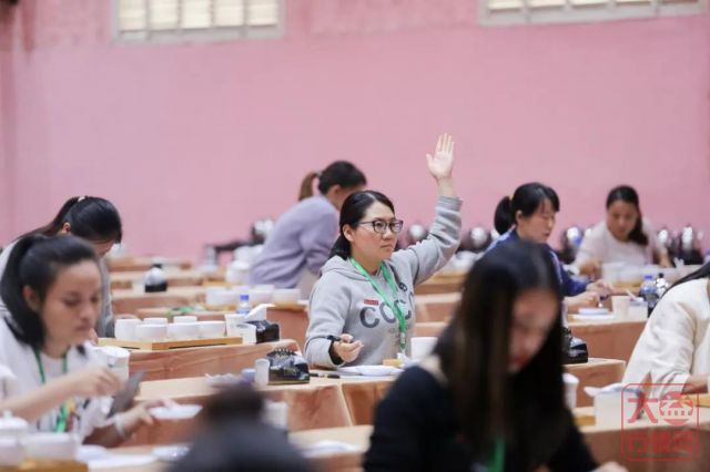 大益职业茶道师大赛激战正酣，30位顶尖高手决战大师赛！