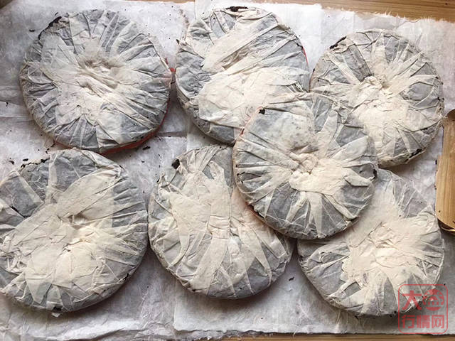 大益分享之勐海茶厂2000年易武正山典藏陆游一首诗