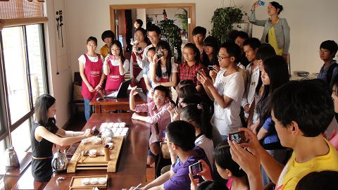 大益爱心茶室2012年度第二期茶艺专业培训