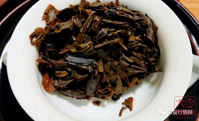 虎啸龙吟:大益生肖饼之首 瑞虎呈祥(一)
