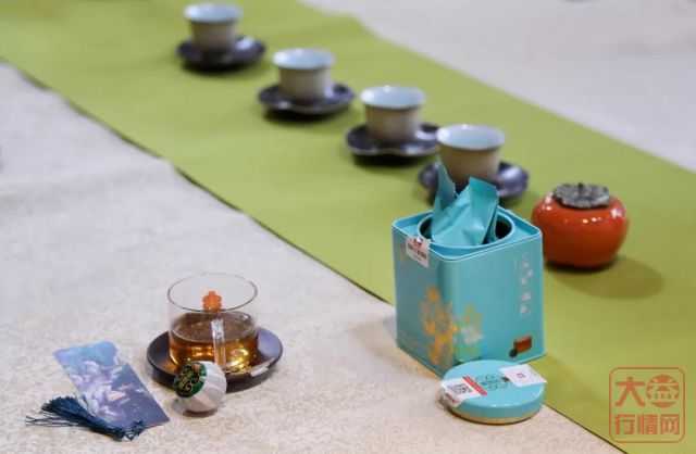 广州茶博会倒数最后一天 | “十二星 ·十二城”茶会在芳村举办