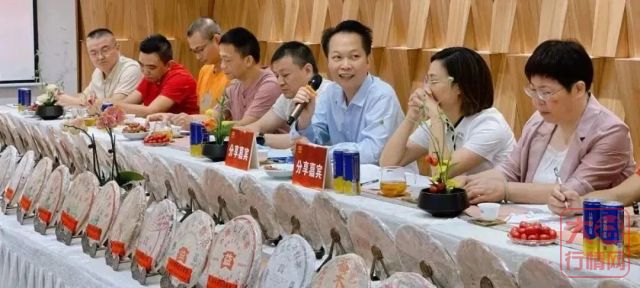 携手同心,益起前行 | 大益专营店全国交流会正在进行中