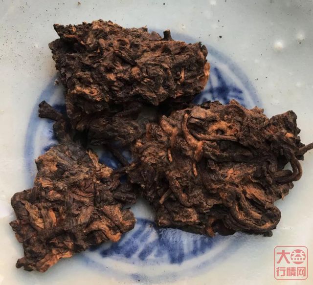 2011年大益辛亥百年大饼-1911克 四片