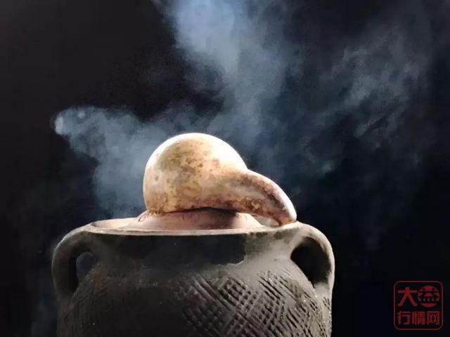 数九寒天，煮一壶大益普洱，品万般风情