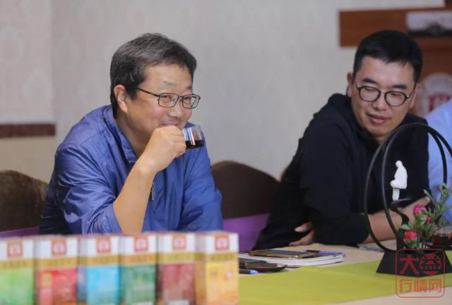 广州茶博会倒数最后一天 | “十二星 ·十二城”茶会在芳村举办