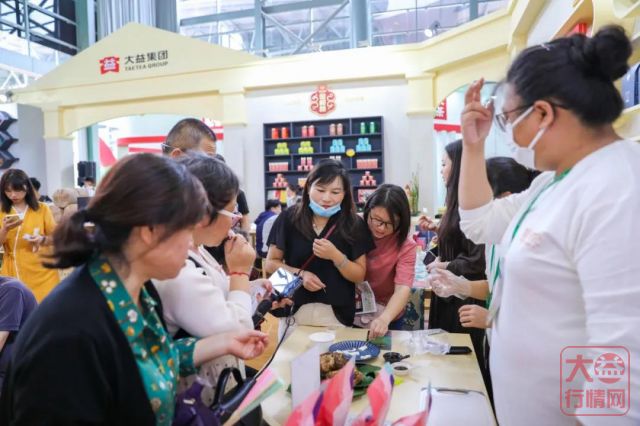 直击昆明茶博会 ▏​大益传递健康生活，引领年轻茶饮新潮流