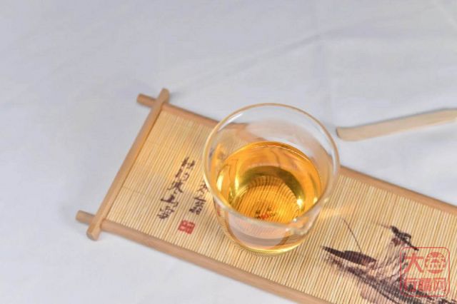 大益行情下行，飙升后的鸡毛与超级红利并存！