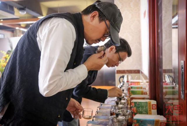广州茶博会倒数最后一天 | “十二星 ·十二城”茶会在芳村举办