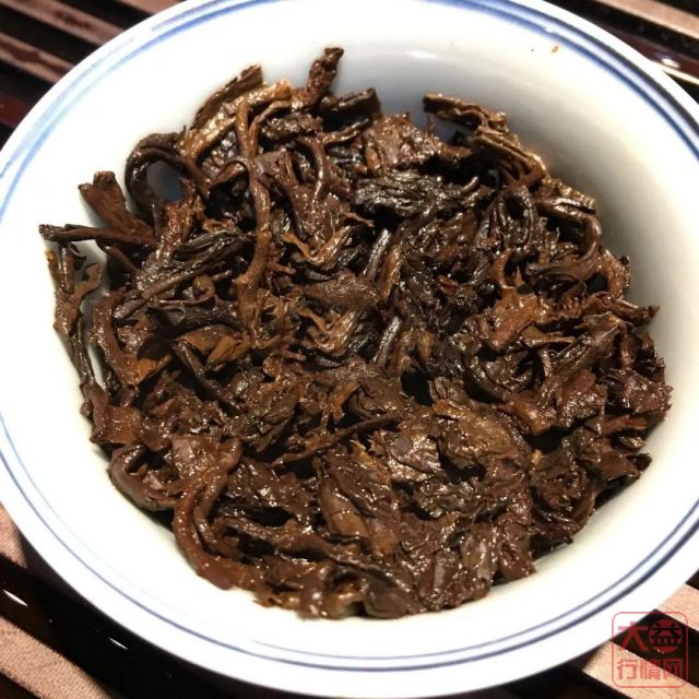 2011年大益辛亥百年大饼-1911克 四片