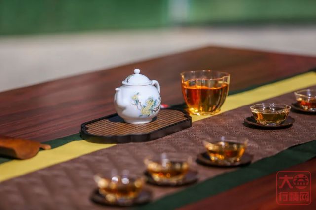357百科 | 普洱茶的汤色为何是这样的？